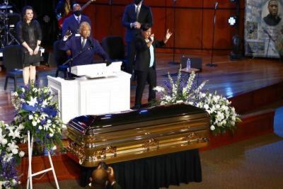 george-floyd-golden-casket-1200x800.jpg