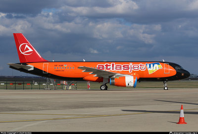 UR-AJB-Atlasjet-Ukraine-Airbus-A320-200_PlanespottersNet_440352.jpg