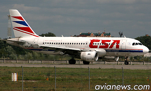 ^^ Airbus A319 в старой ливреи Czech Airlines