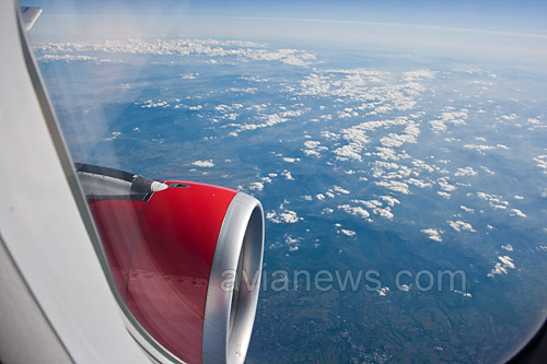 Вид из окна самолета Airbus A319 авиакомпании Чешские Авиалинии, рейс Киев Прага