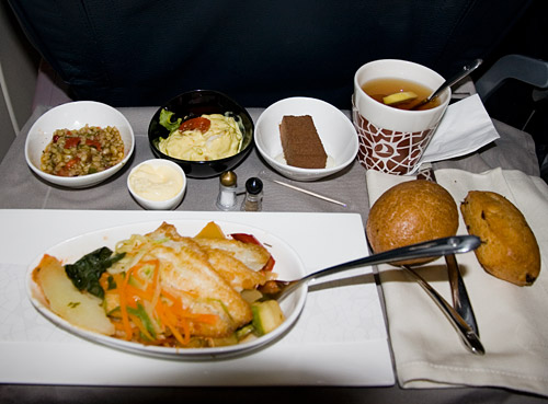 Горячее питание бизнес-класса на рейсе Turkish Airlines Стамбул-Киев