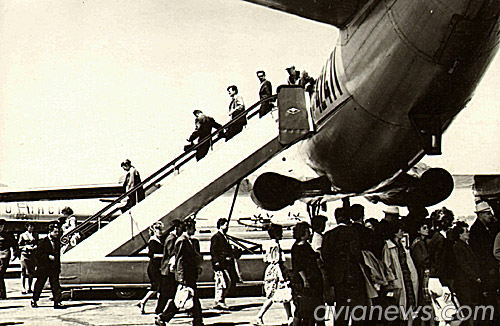 7 июля 1959 года в аэропорт Борисполь был совершен первый пассажирский рейс. Ту-104 с первыми пассажирами прилетел из Москвы.