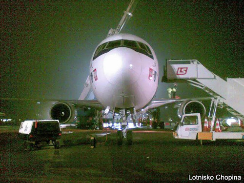    .     20:19       Boeing-767 (  SP-LPC)   LOT  - . 