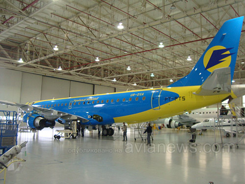 Поставка региональных самолетов Embraer 190 украинской авиакомпании Днеправиа была сдвинута из-за проблем с финансированием сделки