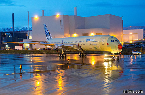 Airbus A350 XWB фото