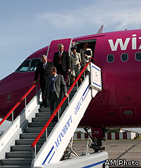        Wizz Air -    