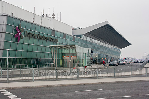 New terminal Warsaw Airport